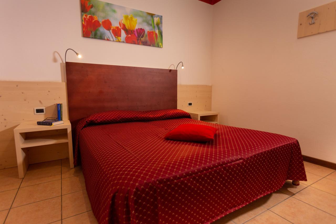 Hotel Residence Sirenella 토리델베나코 외부 사진